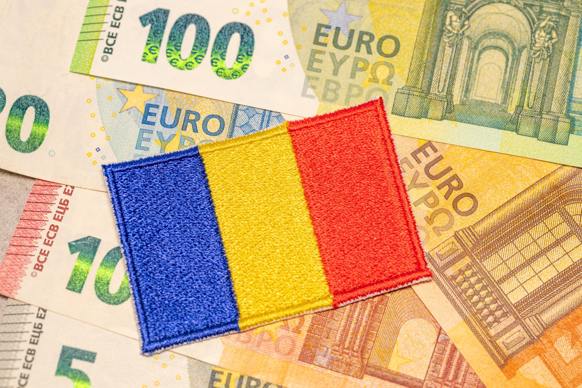 IMM-urile românești, în pericol de a rata fondurile europene? Avertisment de la Guvern București – Firmele mici și mijlocii (IMM) din România riscă să fie excluse de la fondurile europene în perioada de programare 2028-2034, avertizează Secretarul General al Guvernului, Ștefan Radu Oprea