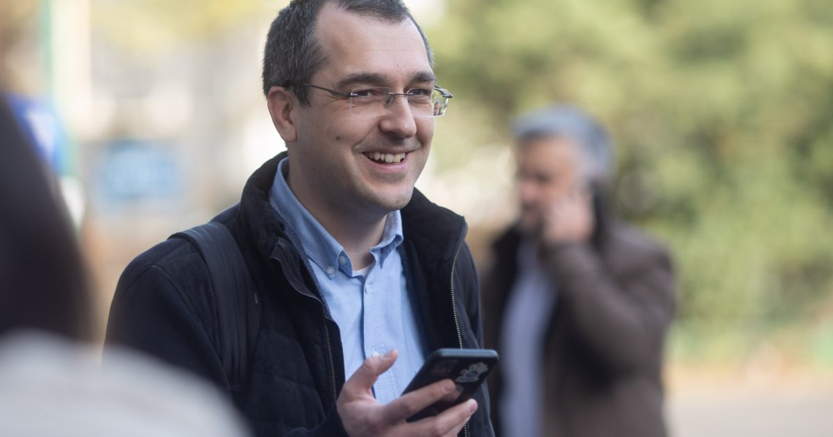 Bani pentru medicamente inovatoare: O soluție pentru pacienți în România