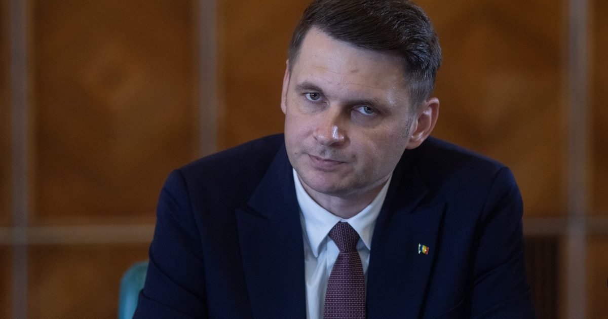 Guvern minoritar, scenariu nedorit: Ce riscă România