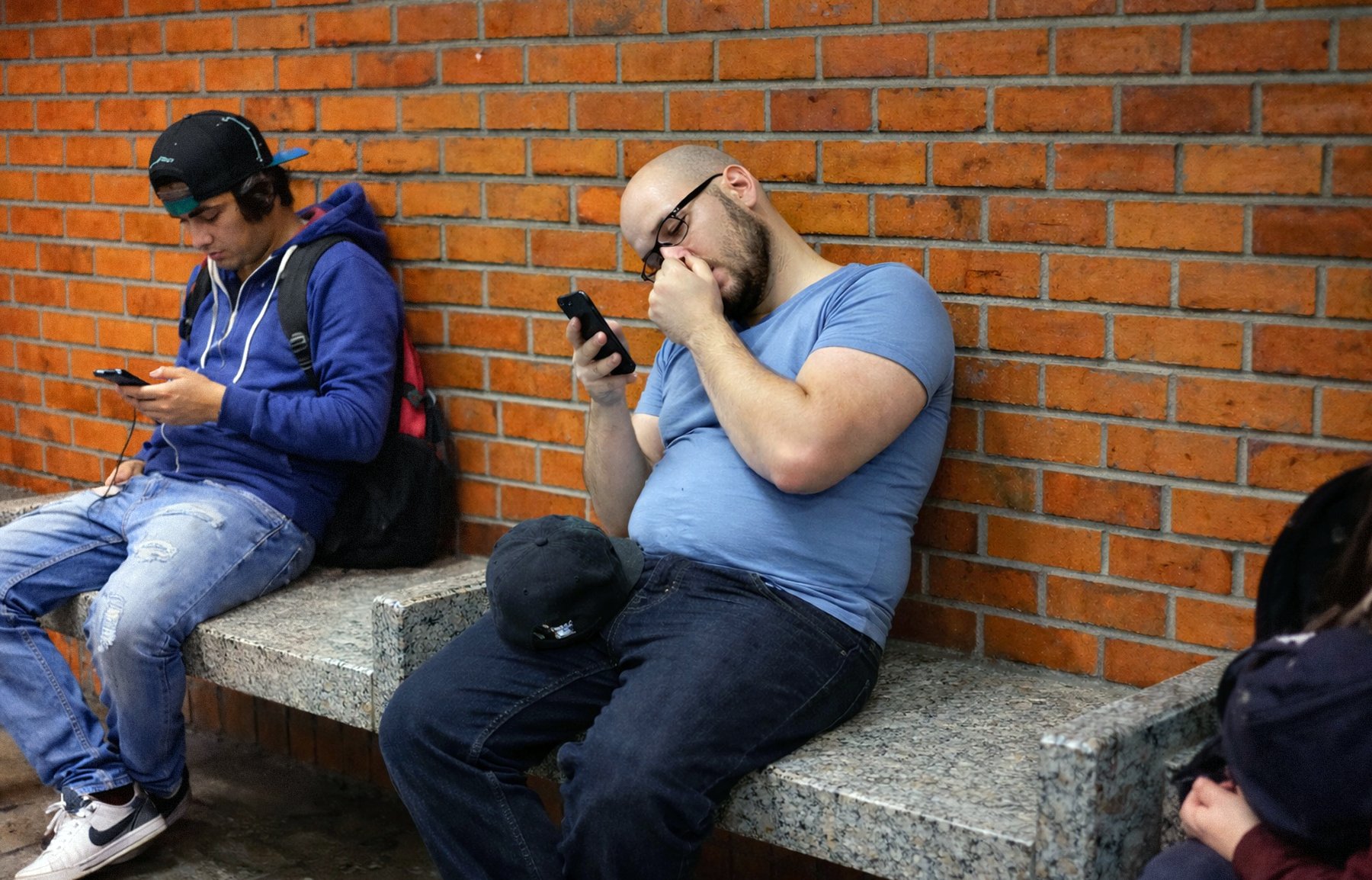 Gestul banal cu risc major: Legătura neștiută cu alzheimer