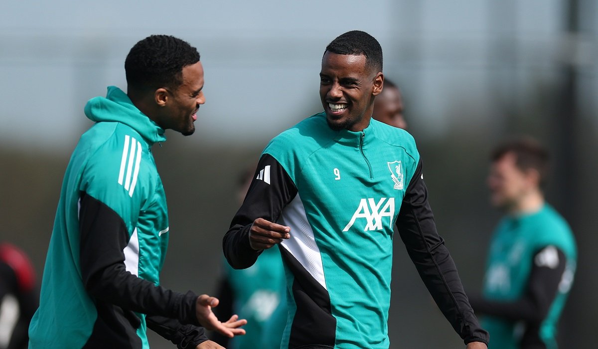 Liverpool ia o decizie crucială despre isak înaintea duelului cu PSG din champions league