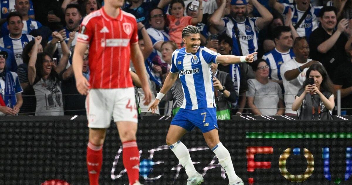 William Gomes, a confiança na vitória em Inglaterra e o autogolo de Martim: "Acontece..."