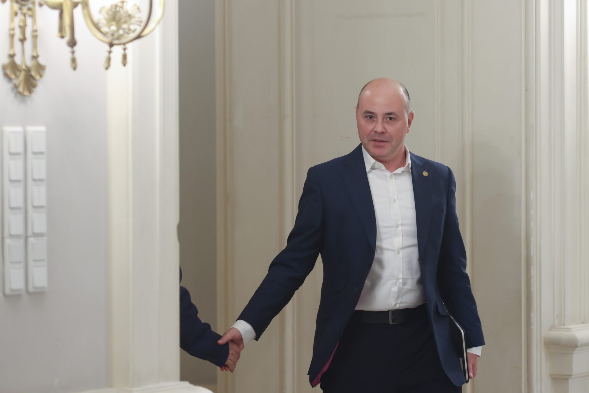 Bolojan, CRITIC dur la adresa lui Nicușor Dan: „Gravitate extremă”! Dezvăluire despre „troc”