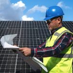 PPC Energie, serviciu nou pentru companii: Mentenanță panouri fotovoltaice