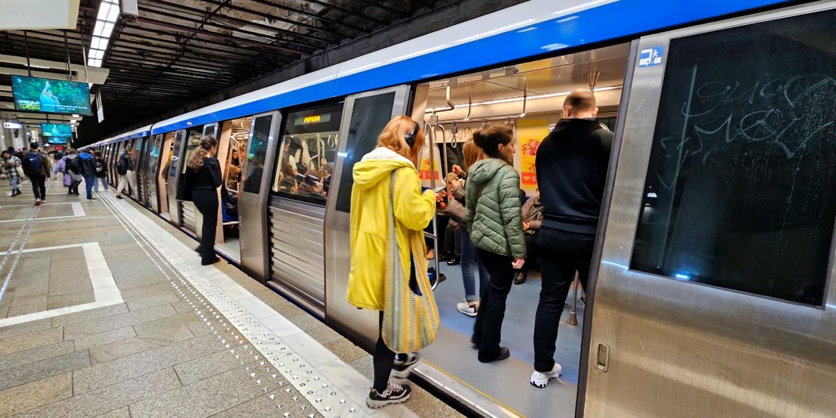 Imagine-din-metroul-din-Bucuresti.jpg - NewsFactor