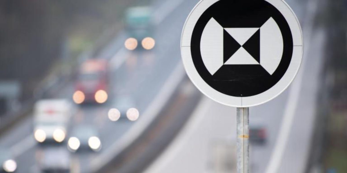 A apărut noul indicator auto cu radar: Ce face, unde a fost montat