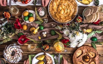 De Paște, românii sunt poftiți să se bucure de mese îmbelșugate, dar specialiștii în nutriție avertizează asupra riscurilor asociate exceselor alimentare
