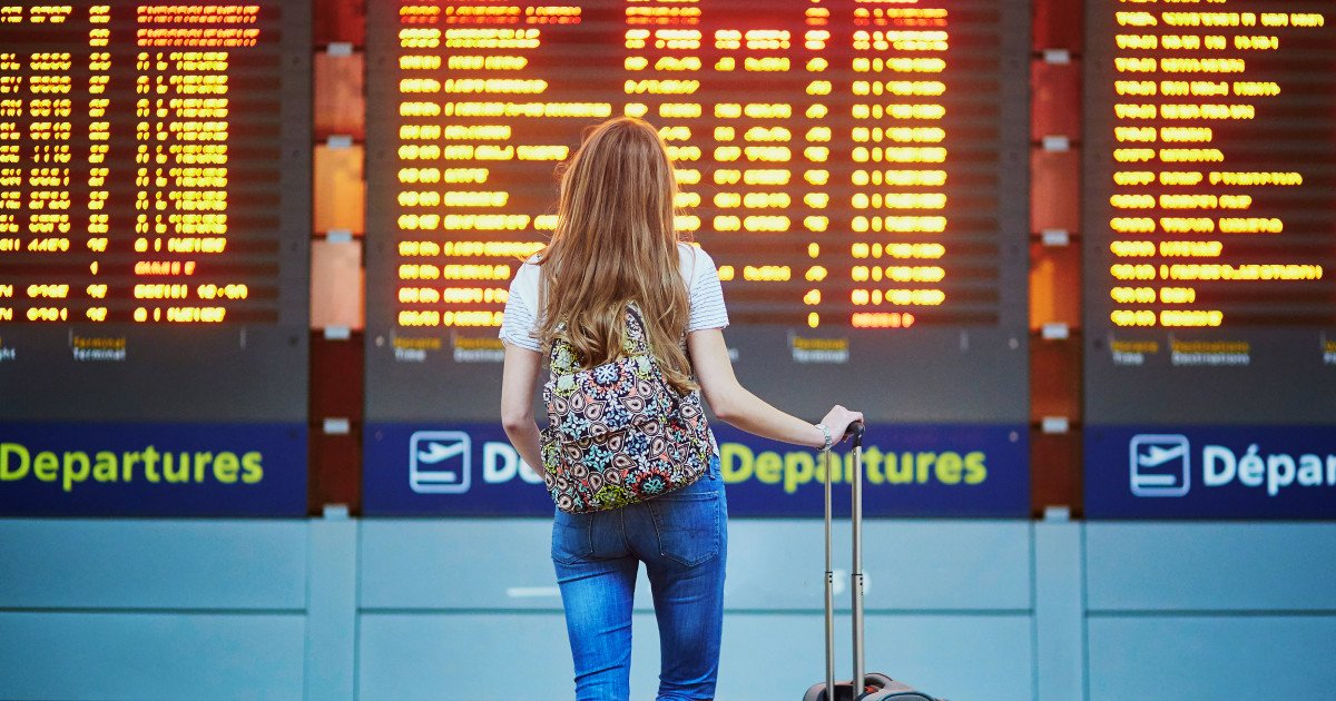 Un potențial coșmar de vară pentru călători: Anularea zborurilor, pe fondul crizei de combustibil București – Avertismentul șefului companiei aeriene Ryanair, Michael O’Leary, a pus pe jar industria aviatică europeană
