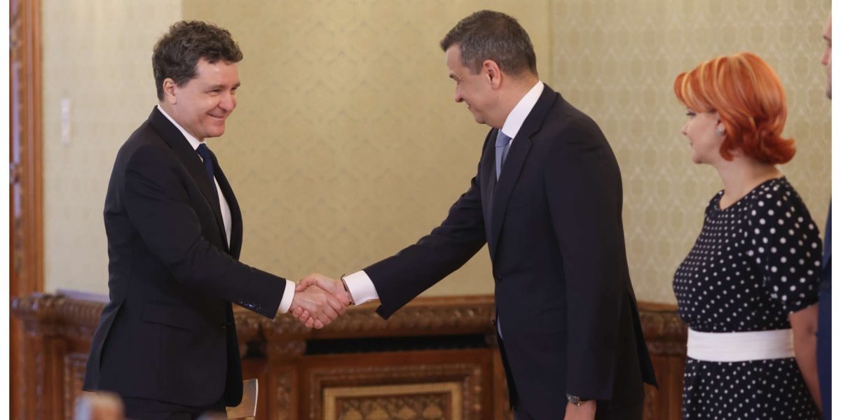 Nicușor Dan: Responsabilitate după amenințările PSD. Va media pentru continuarea proiectelor