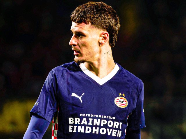 Man, vedeta română, farmecă olanda după titlul lui psv