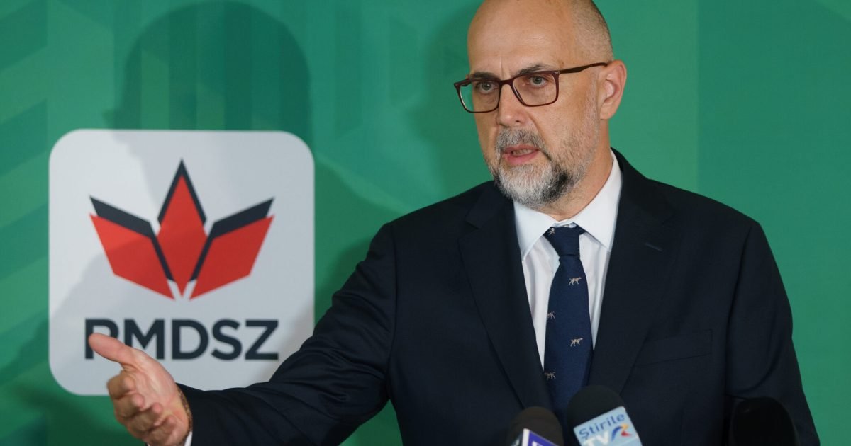 Magyar negociază cu UDMR după victoria Tisza: L-a chemat pe Kelemen Hunor la Budapesta