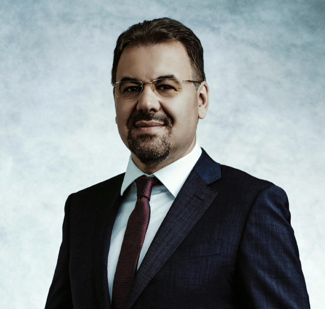 România face pași importanți spre aderarea la OCDE și moneda euro România a înregistrat progrese semnificative în procesul de aliniere la standardele economiilor dezvoltate, obținând 24 din cele 25 de avize formale necesare pentru aderarea la Organizația pentru Cooperare și Dezvoltare Economică (OCDE)