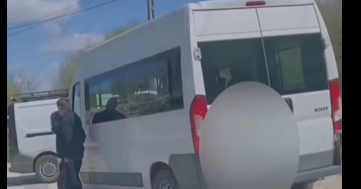 Acuzații de turism electoral la alegerile din Ungaria, cu microbuz din România