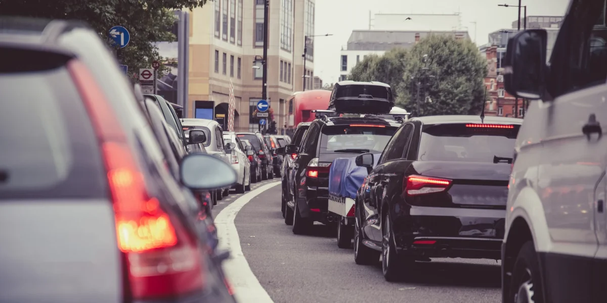 Masini-in-trafic-e1769514792994.jpg - NewsFactor