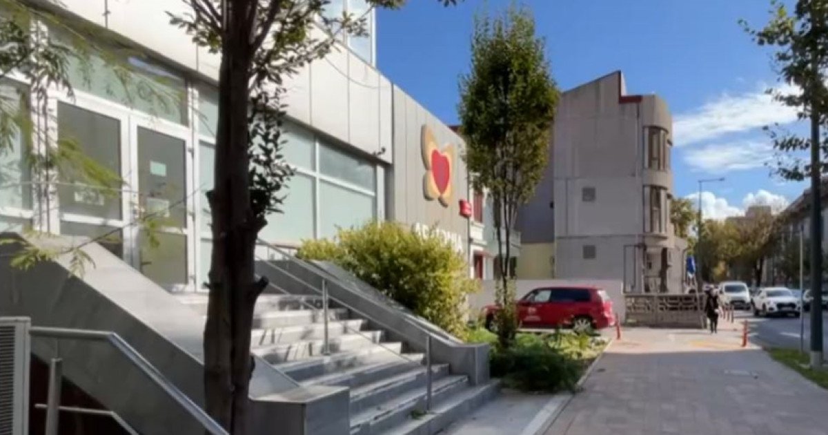 Spitalul „Armonia” din Constanța, închis după un an de la decesul unei tinere mame Spitalul privat „Armonia” din Constanța a fost închis de inspectorii sanitari, la un an de la decesul unei femei de 29 de ani care a murit la scurt timp după ce a născut