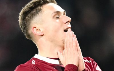 Louis Munteanu, curtat insistent: Antrenorul a venit să-l convingă personal