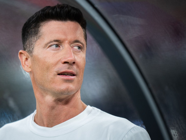 Salariu de 7 cifre și un an de înțelegere: Afacerea bombă