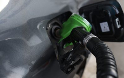 Benzina, sub 8 lei: Vestе bună la pompă, după luni de scumpiri în România