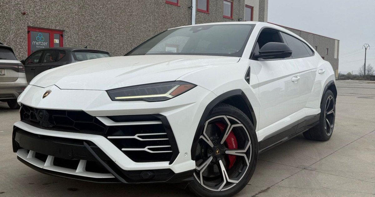 Anunțul anului: Lamborghini și ferrari, la preț redus de ANAF!