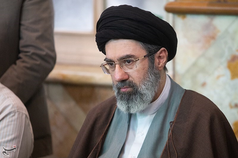Ayatollahul Mojtaba Khamenei, desfigurat și grav rănit, dar în stare lucidă