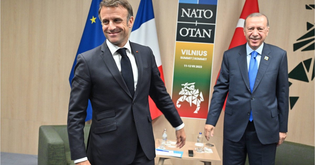 Vizite Diplomatice la Nivel Înalt la București: Bucureștiul se pregătește să devină centrul atenției diplomatice în perioada Summitului B9, eveniment ce reunește statele membre NATO din flancul estic