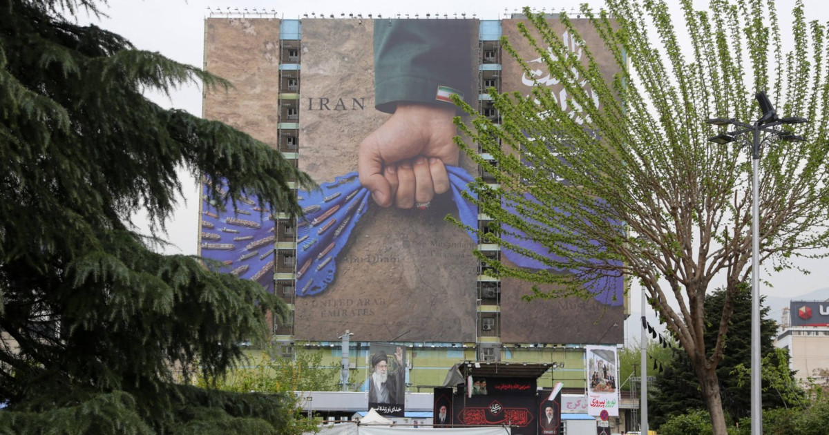 Trump amenință Iranul cu blocada, Teheranul promite control asupra Ormuz