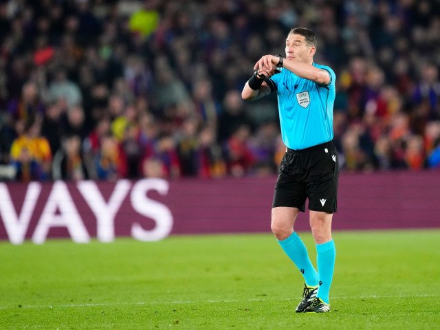 Fostul arbitru spaniol Pavel Fernandez cere excluderea arbitrului român Istvan Kovacs de la Cupa Mondială, după o prestație controversată în meciul Barcelona – Atletico Madrid