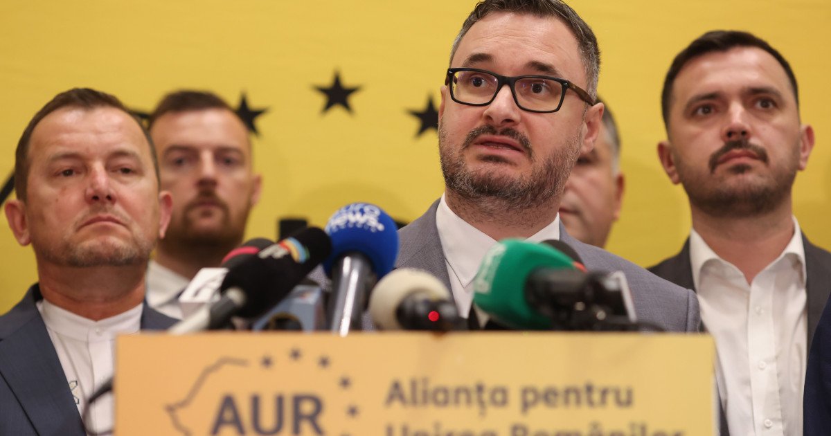 USR cere sancționarea deputatului AUR Dan Tanasă după afirmațiile scandaloase făcute în Parlament Partidul Uniunea Salvați România (USR) a solicitat conducerii Camerei Deputaților sancționarea deputatului AUR Dan Tanasă