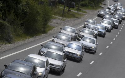 Aglomeratie infernală pe Valea Prahovei după Paște: Poliția dă rute ocolitoare
