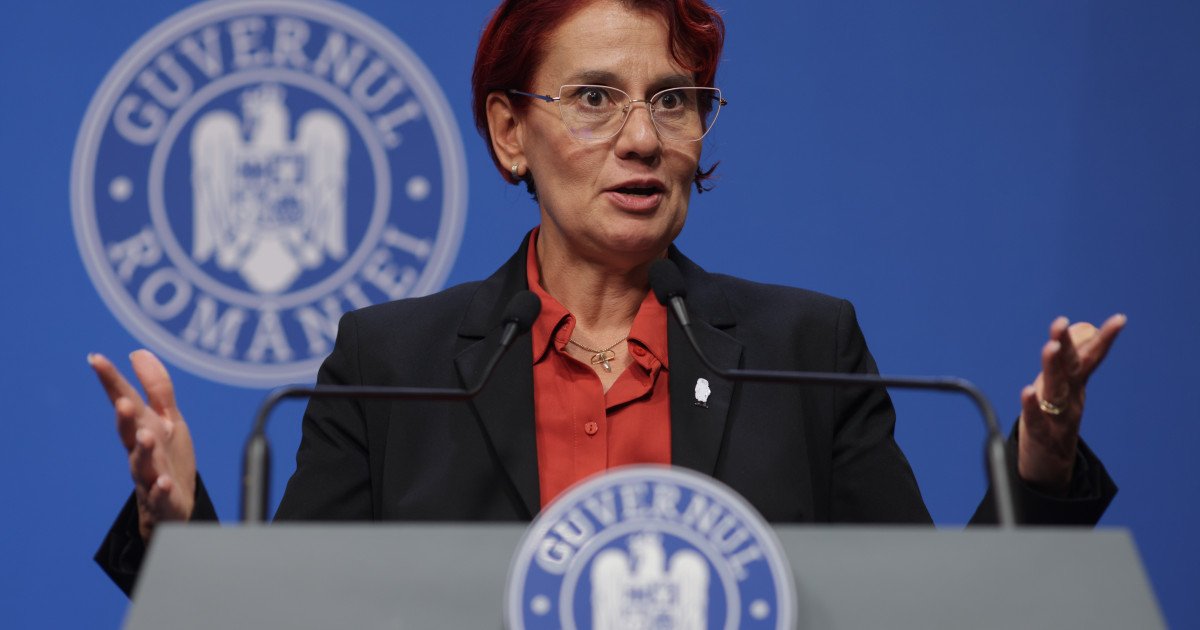 Guvernul a redus acciza la motorină: Măsură cu impact în economie și inflație București – Guvernul a decis reducerea accizei pentru motorina standard, a anunțat vineri Ioana Dogioiu, purtătorul de cuvânt al Executivului, după o ședință extraordinară