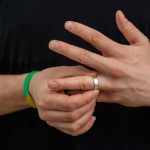 Opt pași să reaprindă flacăra: Ce faci când pasiunea dispare în căsnicie