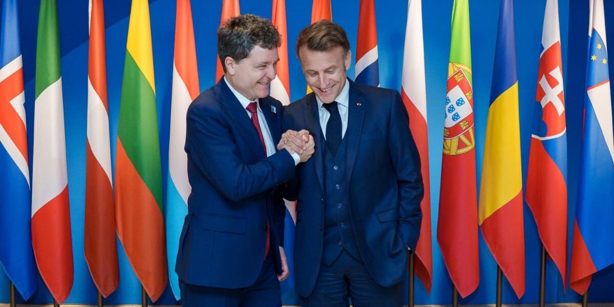 Nicusor-Dan-si-Emmanuel-Macron-2-e1772556712883.jpeg - NewsFactor