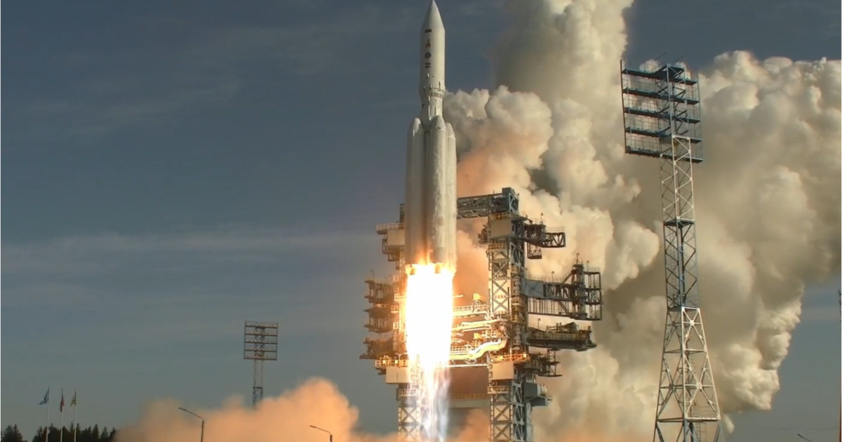 Putin, blocat de Starlink: Eșecul Rusiei în fața sateliților lui Elon Musk