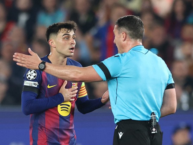 Barcelona a depus o reclamație oficială la UEFA, contestând arbitrajul din meciul cu Atletico Madrid din sferturile de finală ale Ligii Campionilor