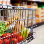 Metoda secretă a românilor: Reduceri direct pe telefon, economii de zeci de lei