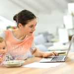 O-noua-schimbare-in-Codul-muncii-vine-in-sprijinul-parintilor-singuri.-Legea-va-intra-in-vigoare-din.jpeg - NewsFactor