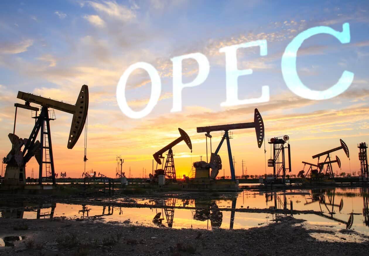 OPEC+: Creștere „simbolică” a producției de petrol, în ciuda conflictului din Orientul Mijlociu București – Membrii OPEC+ intenționează să majoreze cotele de producție pentru luna mai, însă această decizie pare a fi mai mult simbolică decât o soluție reală la criza de pe piața petrolului