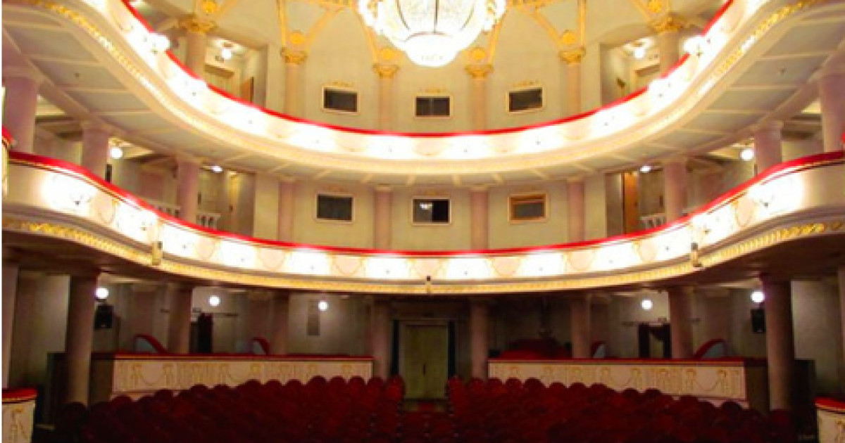 Tavan fals prăbușit peste un actor la Teatrul Național Iași