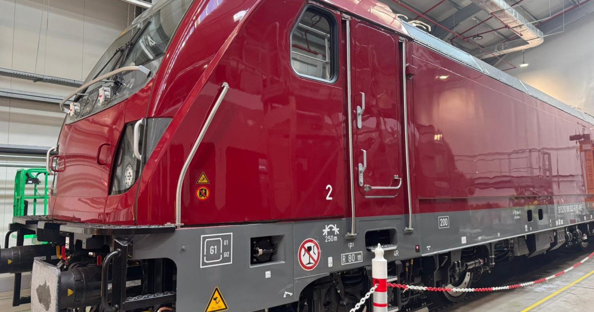 Prima locomotivă electrică Alstom Traxx Passenger, capabilă să atingă 200 km/h, a fost livrată către Autoritatea pentru Reformă Feroviară (ARF)