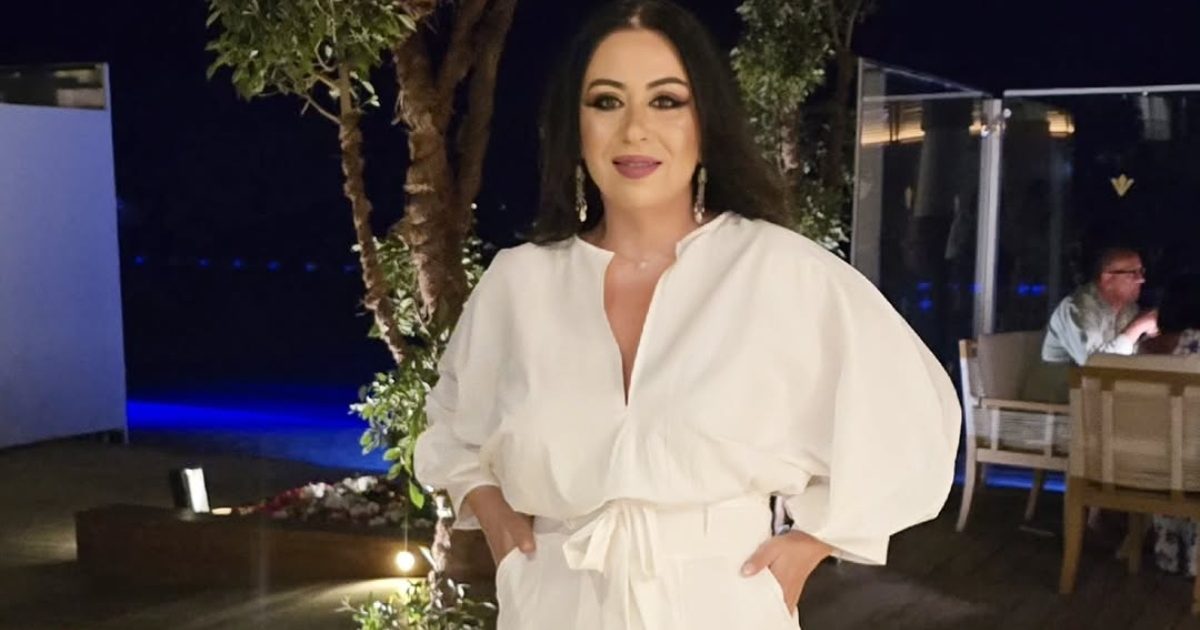 Oana Roman, spectaculoasă la 50 de ani: Cum arată în costum de baie în Egipt?