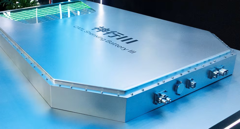 CATL uimește: Bateria Qilin promite 1.000 km autonomie pentru electrice