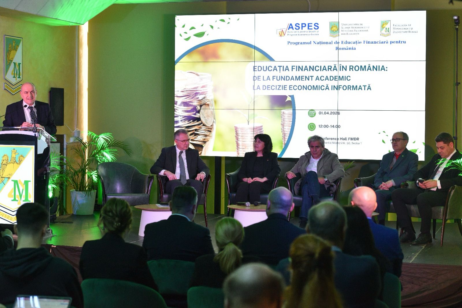 Conferința despre educația financiară deschide noi perspective în România O conferință dedicată educației financiare, organizată recent de o asociație de profil în parteneriat cu o universitate bucureșteană, a marcat un moment important