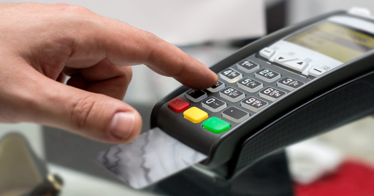 Cardul, unica metodă de plată: Restaurantele, eliminate din sistemul cash