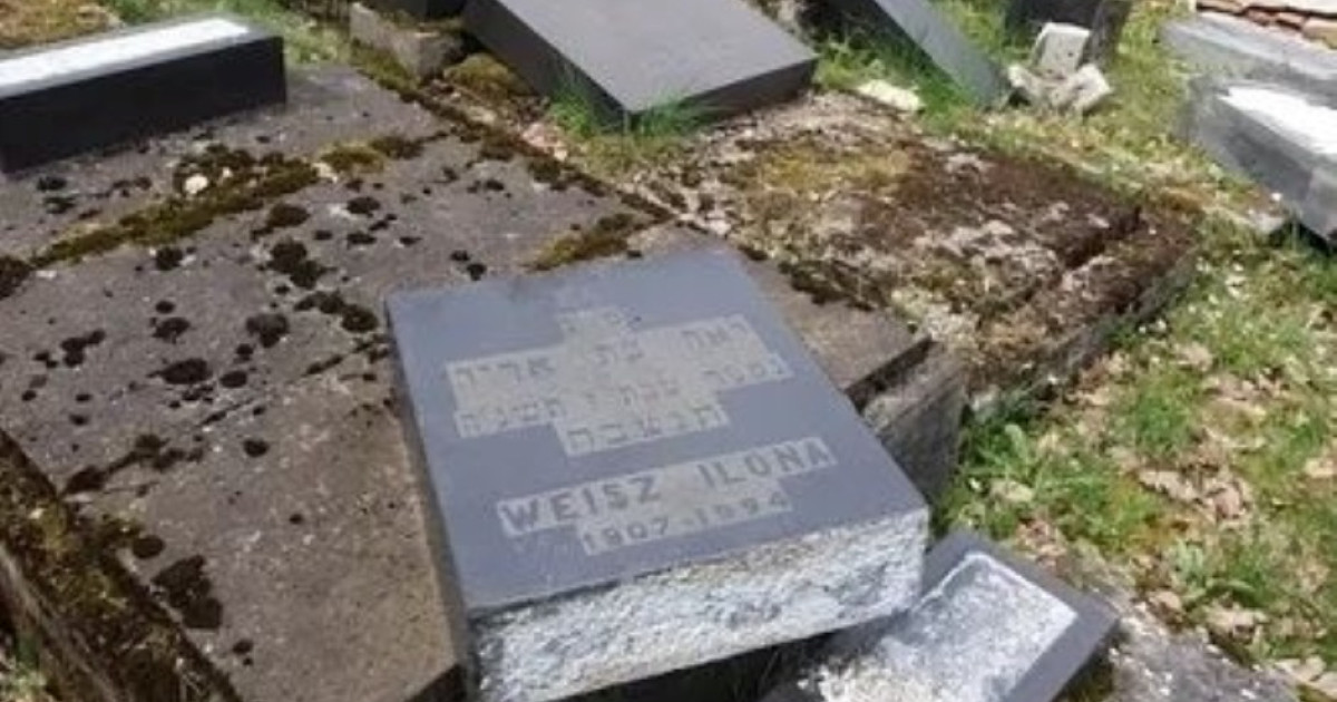 Reghin: Ambasada Israelului, reacție dură după vandalizarea cimitirului evreiesc