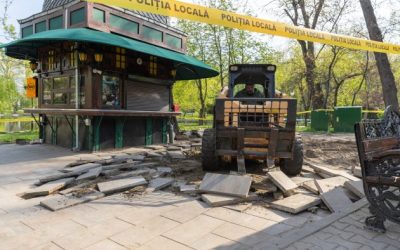 Primăria București demolează construcțiile ilegale din Cișmigiu