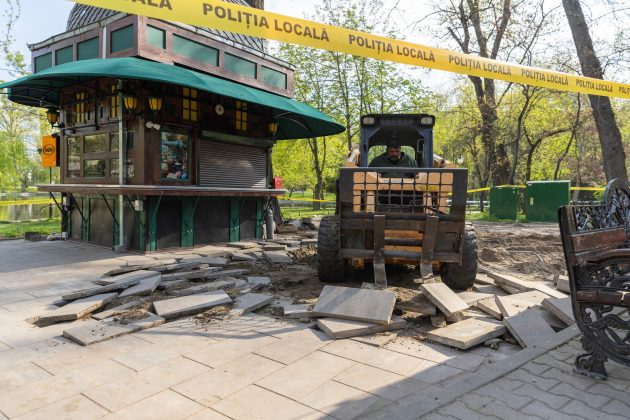 Primăria București demolează construcțiile ilegale din Cișmigiu