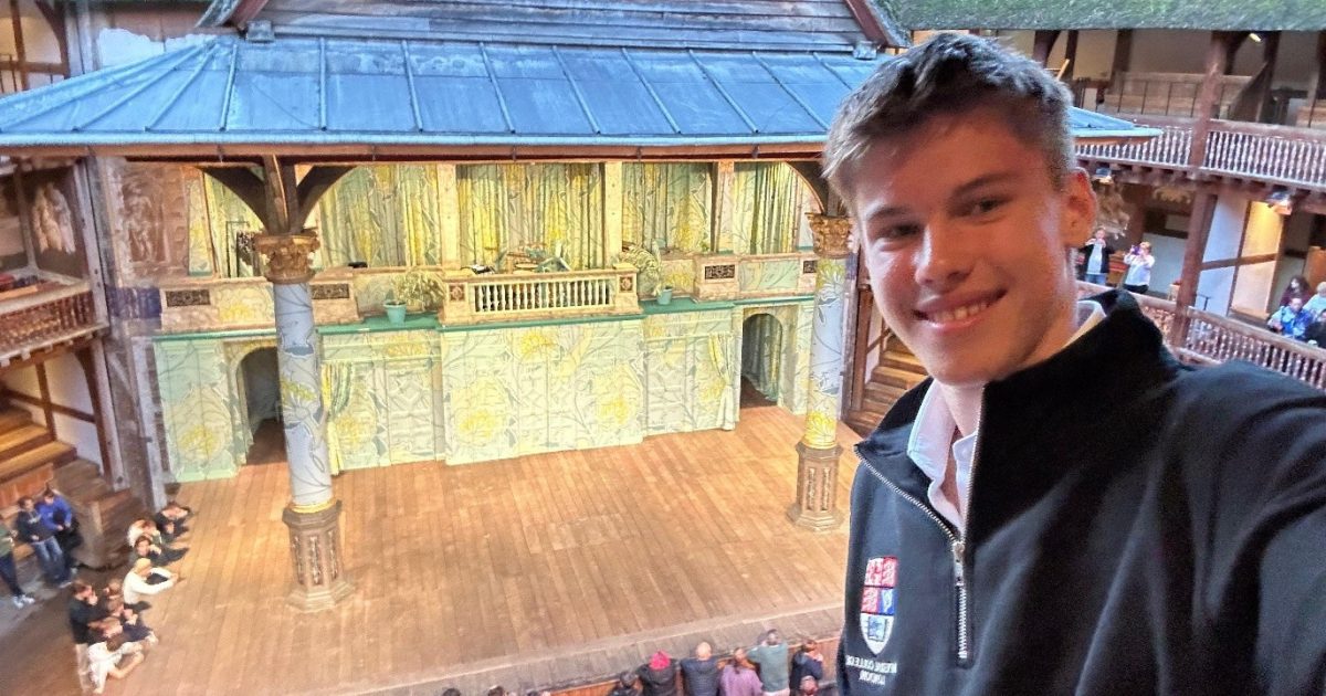 Iași: Patric, elevul-minune care a cucerit scena teatrului londonez