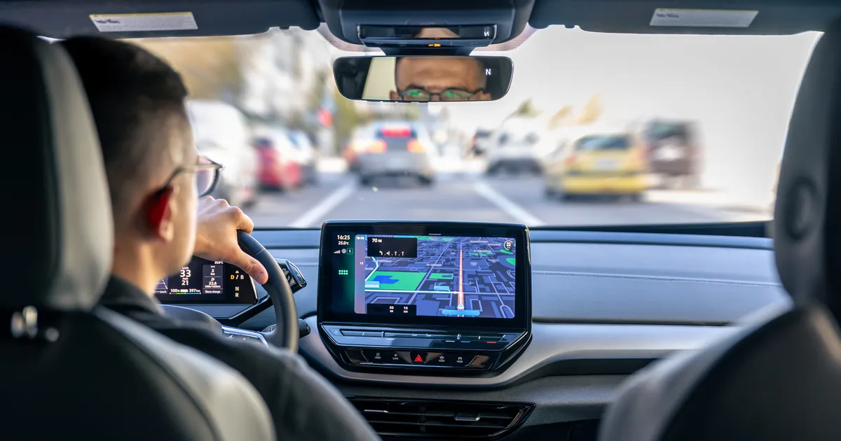 Camerele radar cu AI ale poliției care fac aproape inutilă aplicația Waze iubită de șoferi • Newsweek România