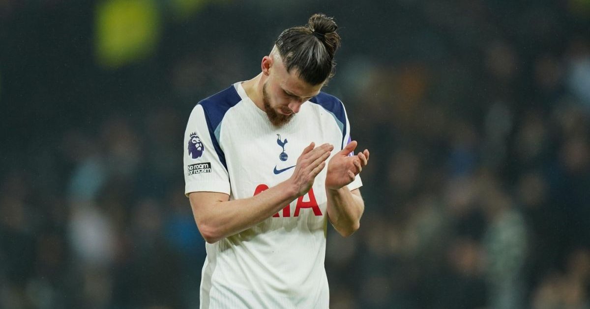 Drăgușin, pe bancă la egalul dramatic! Tottenham, în zona retrogradării