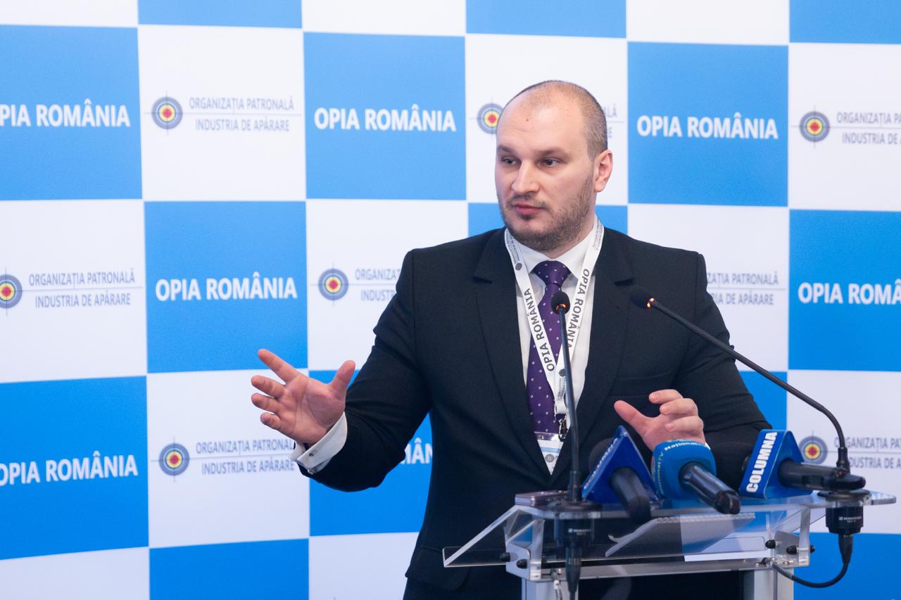 România vrea să-și refacă industria de apărare: Apel pentru un plan național București – Industria națională de apărare face un apel urgent pentru o strategie națională de relansare și dezvoltare a capacităților de producție militară